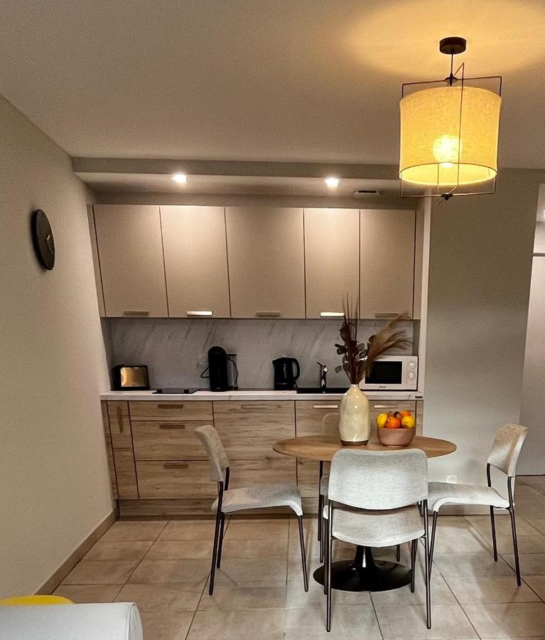 Apartament Les Demoiselles De La Tour ! Carcassonne Zewnętrze zdjęcie